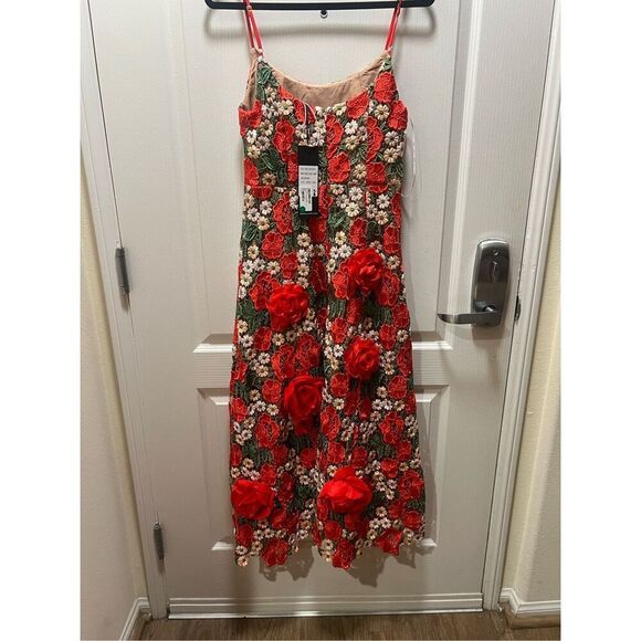 Elliatt Roselyn Embroidered Midi Dress Red wedding  birthday Vibe size S NWT$580 - Picture 5 of 7